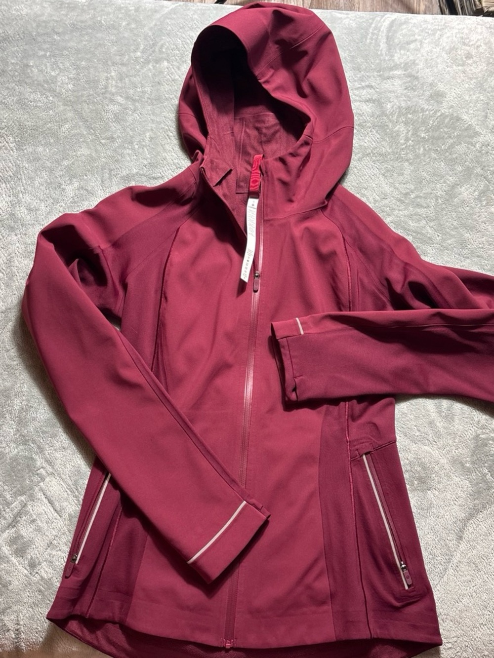 lululemon athletica cross chill Women's Hooded Zip Jacket - Deep Berry